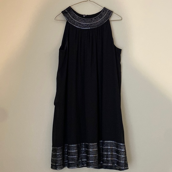 SLNY Dresses & Skirts - SLNY black dress with silver design top/bottom, size Large